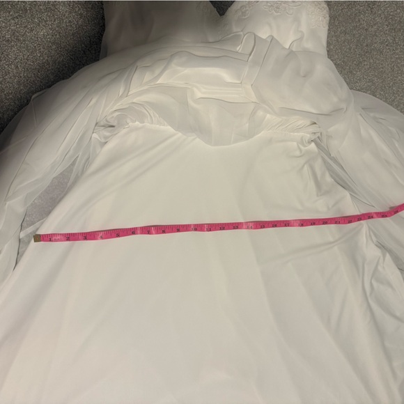 Lillian West NWT Bohemian Wedding Dress 66005 size 6 - Picture 14 of 14